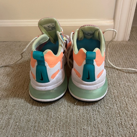 Nike Air Max 270 - Picture 5 of 7